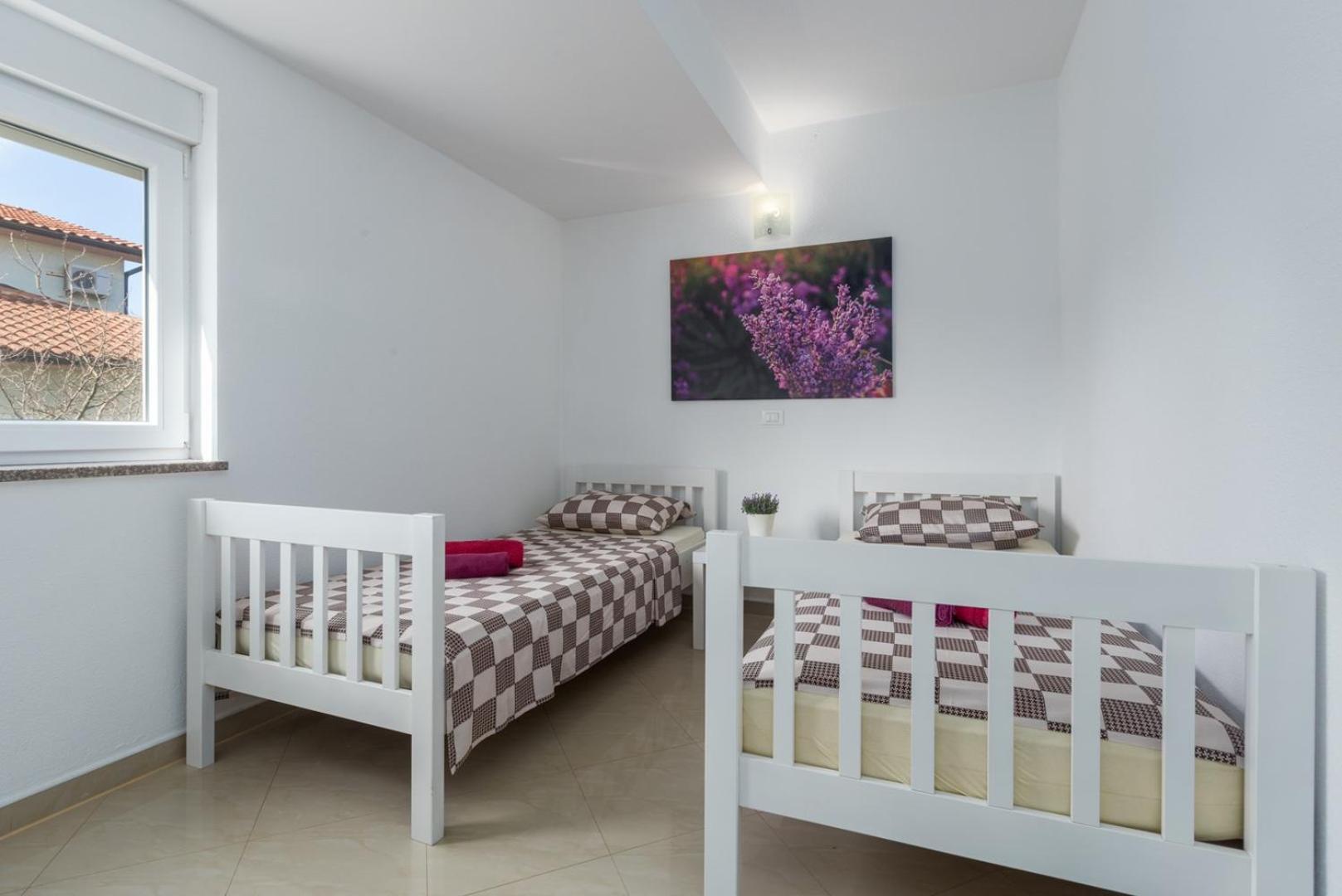 Villa Vita Apartments & Studios With Common Pool Valbandon Exterior foto